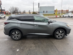 Used 2021  Nissan Murano AWD SV at House of Carz near Rochester&comma; IN