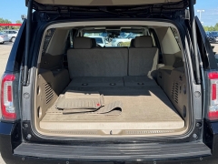 Used 2019  GMC Yukon XL 4d SUV 4WD SLT at House of Carz near Rochester&comma; IN