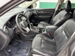 Used 2019  Nissan Rogue 4d SUV AWD SL at House of Carz near Rochester&comma; IN