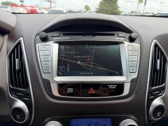 Used 2012  Hyundai Tucson 4d SUV FWD Limited at House of Carz near Rochester&comma; IN