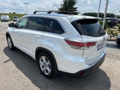 Used 2016 Toyota Highlander 4d SUV AWD Limited at House of Carz near Rochester, IN