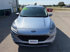 Used 2022  Ford Escape SEL AWD at House of Carz near Rochester&comma; IN