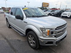 Used 2019  Ford F-150 4WD SuperCrew XLT 5 1&sol;2 at House of Carz near Rochester&comma; IN