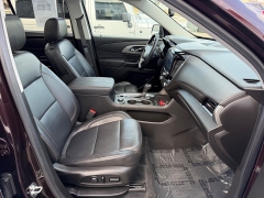 Used 2020  Chevrolet Traverse 4d SUV AWD LT Leather at House of Carz near Rochester&comma; IN