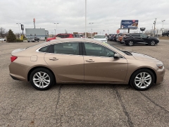 Used 2018  Chevrolet Malibu 4d Sedan LT at House of Carz near Rochester&comma; IN