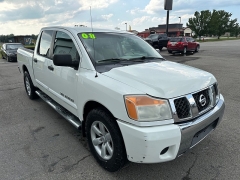 Used 2008 Nissan Titan 2WD Crew Cab SE at House of Carz near Rochester, IN