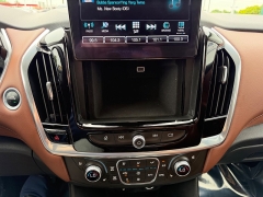 Used 2018  Chevrolet Traverse 4d SUV AWD High Country at House of Carz near Rochester&comma; IN