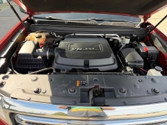 Used 2016  GMC Canyon 4WD Crew Cab SLT at House of Carz near Rochester&comma; IN