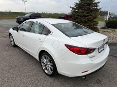 Used 2016  Mazda Mazda6 4d Sedan i Touring Auto at House of Carz near Rochester&comma; IN