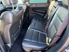 Used 2019  Jeep Grand Cherokee 4d SUV 4WD Limited V6 at House of Carz near Rochester, IN