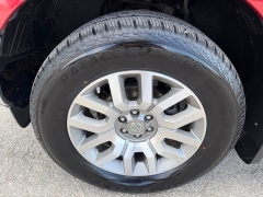 Used 2010  Nissan Frontier 4WD Crew Cab LE at House of Carz near Rochester&comma; IN