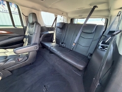 Used 2017  Cadillac Escalade ESV 4d SUV 4WD Luxury at House of Carz near Rochester&comma; IN