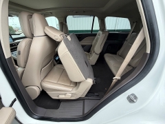 Used 2020  Lincoln Aviator 4d SUV AWD Grand Touring at House of Carz near Rochester&comma; IN