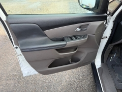 Used 2014  Honda Odyssey 4d Wagon EX-L at House of Carz near Rochester&comma; IN