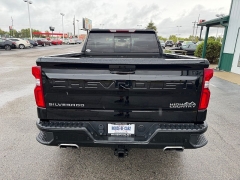 Used 2021  Chevrolet Silverado 1500 4WD Crew Cab 147" High Country at House of Carz near Rochester, IN