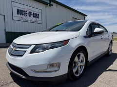  2014 Chevrolet Volt 4d Hatchback at House of Carz near Rochester&comma; IN