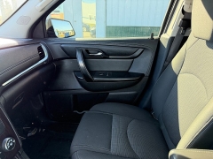 Used 2017  Chevrolet Traverse 4d SUV FWD LT w/1LT at House of Carz near Rochester, IN