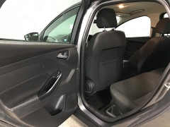 Used 2017  Ford Focus 4d Hatchback SE at Carolina Family Motors near Mooresville&comma; NC