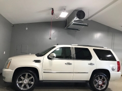 Used 2010  Cadillac Escalade 4d SUV AWD Premium at Carolina Family Motors near Mooresville&comma; NC