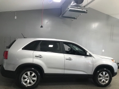 Used 2013  Kia Sorento 4d SUV FWD LX at Carolina Family Motors near Mooresville&comma; NC