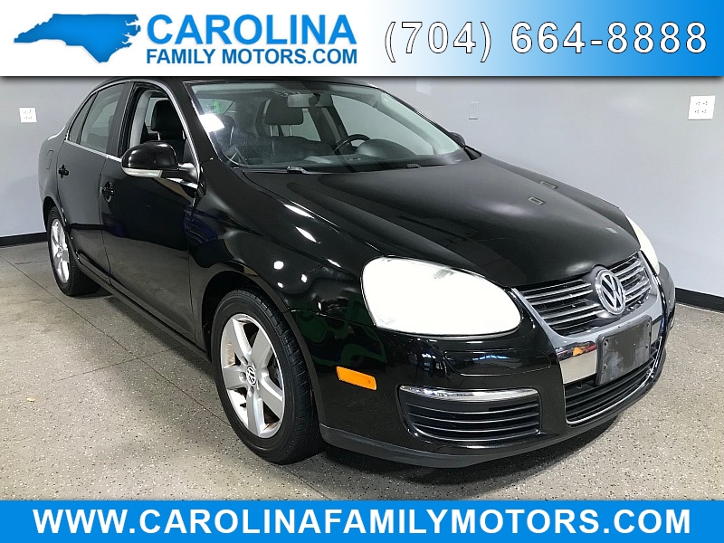 Used 2008  Volkswagen Jetta 4d Sedan 2&period;5 SE 5spd&sol;PZEV at Carolina Family Motors near Mooresville&comma; NC