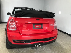 Used 2013  MINI Cooper Convertible 2dr S at Carolina Family Motors near Mooresville&comma; NC