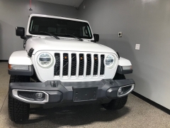Used 2020  Jeep Gladiator Crew Cab Overland at Carolina Family Motors near Mooresville&comma; NC