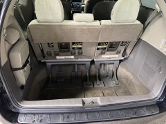 Used 2017  Toyota Sienna 4d Wagon LE 7-Pass w/Auto Access Seat at Carolina Family Motors near Mooresville, NC