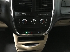 Used 2014  Dodge Grand Caravan 4d Wagon AVP at Carolina Family Motors near Mooresville&comma; NC