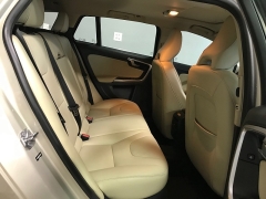Used 2017  Volvo V60 4d Wagon FWD T5 Platinum at Carolina Family Motors near Mooresville&comma; NC