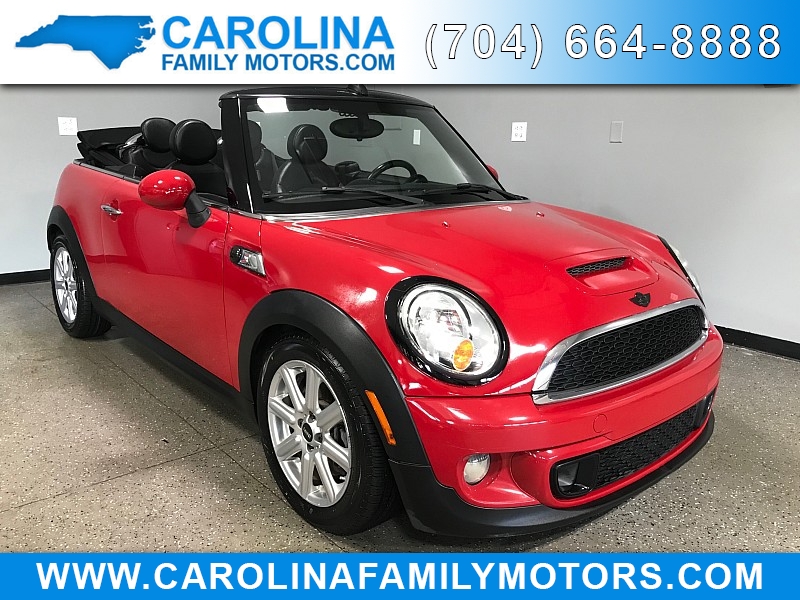 Used 2013  MINI Cooper Convertible 2dr S at Carolina Family Motors near Mooresville&comma; NC
