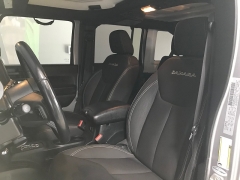 Used 2018  Jeep Wrangler JK Unlimited 4d SUV 4WD Sahara at Carolina Family Motors near Mooresville&comma; NC