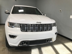 Used 2018  Jeep Grand Cherokee 4d SUV 2WD Overland V6 at Carolina Family Motors near Mooresville&comma; NC