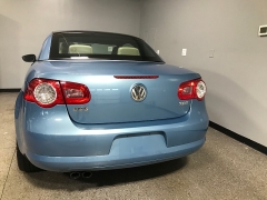 Used 2009  Volkswagen Eos 2d Convertible Komfort Auto at Carolina Family Motors near Mooresville&comma; NC