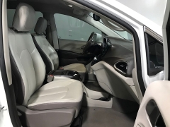 Used 2017  Chrysler Pacifica 4d Wagon Touring Plus at Carolina Family Motors near Mooresville&comma; NC