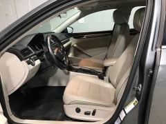 Used 2016  Volkswagen Passat 4d Sedan 1&period;8T SE at Carolina Family Motors near Mooresville&comma; NC