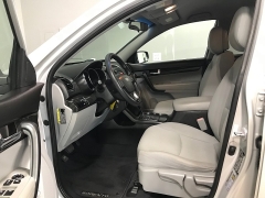 Used 2013  Kia Sorento 4d SUV FWD LX at Carolina Family Motors near Mooresville&comma; NC