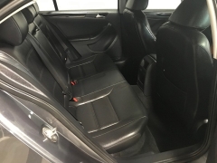 Used 2016  Volkswagen Jetta 4d Sedan SEL PZEV at Carolina Family Motors near Mooresville&comma; NC