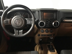 Used 2012  Jeep Wrangler Unlimited 4d Convertible Sahara at Carolina Family Motors near Mooresville&comma; NC