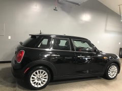 Used 2015  MINI Cooper Hardtop 4 Door 4dr HB at Carolina Family Motors near Mooresville&comma; NC