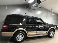 Used 2013  Ford Expedition 4d SUV 2WD XLT at Carolina Family Motors near Mooresville&comma; NC
