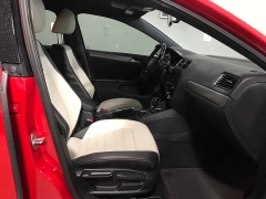 Used 2016 Volkswagen Jetta 4d Sedan Sport Auto at Carolina Family Motors near Mooresville, NC