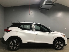 Used 2019  Nissan Kicks 4d SUV FWD SV at Carolina Family Motors near Mooresville&comma; NC