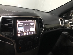 Used 2015  Jeep Grand Cherokee 4d SUV 4WD Overland at Carolina Family Motors near Mooresville&comma; NC