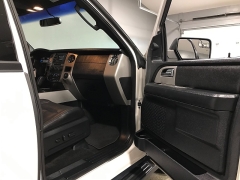 Used 2016 Ford Expedition 4d SUV 2WD XLT at Carolina Family Motors near Mooresville, NC