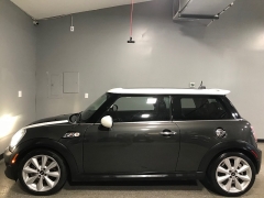 Used 2013  MINI Cooper Hardtop 2dr Cpe S at Carolina Family Motors near Mooresville&comma; NC