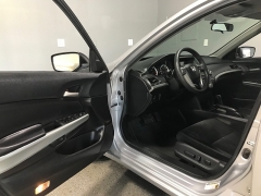 Used 2012  Honda Accord Sedan 4d EX-L V6 at Carolina Family Motors near Mooresville&comma; NC