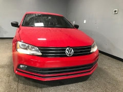 Used 2016 Volkswagen Jetta 4d Sedan Sport Auto at Carolina Family Motors near Mooresville, NC