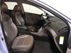 Used 2013  Hyundai Sonata Hybrid 4d Sedan Limited at Carolina Family Motors near Mooresville, NC