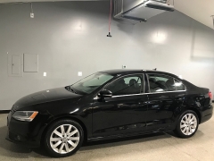 Used 2012  Volkswagen Jetta 4d Sedan SEL Auto&sol;PZEV at Carolina Family Motors near Mooresville&comma; NC